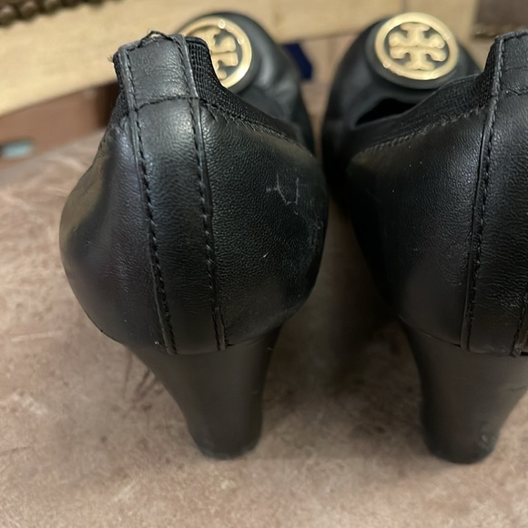 Tory Burch Wedge Heels size 8 - Picture 5 of 5